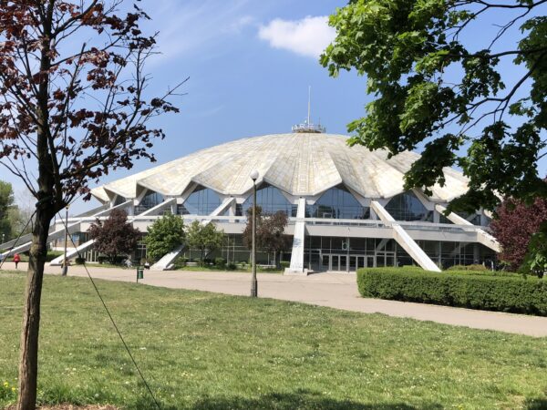 Poznańska Arena. Gwiazdy rocka i sportowe emocje, czyli 50 lat kultowego obiektu